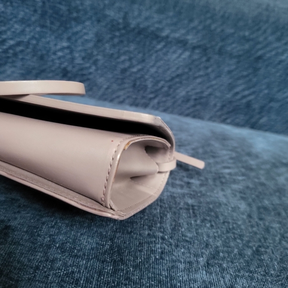 LOUIS VUITTON Epi Honfleur Mauve in Lilac Shoulder Bag...Authentic!!! - Picture 15 of 16